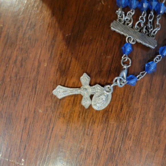 Rosary Bracelet w Blue Faceted Beads & Silver Cross - Picture 5 of 8